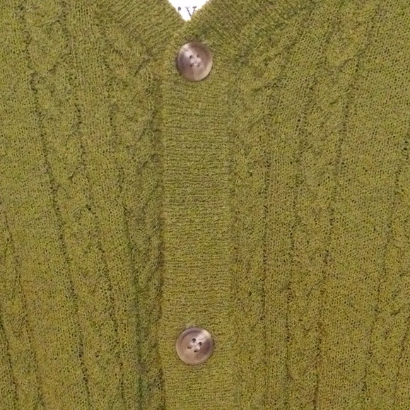 NWT Mo:vint NY Cable Knit Cardigan - Picture 4 of 7